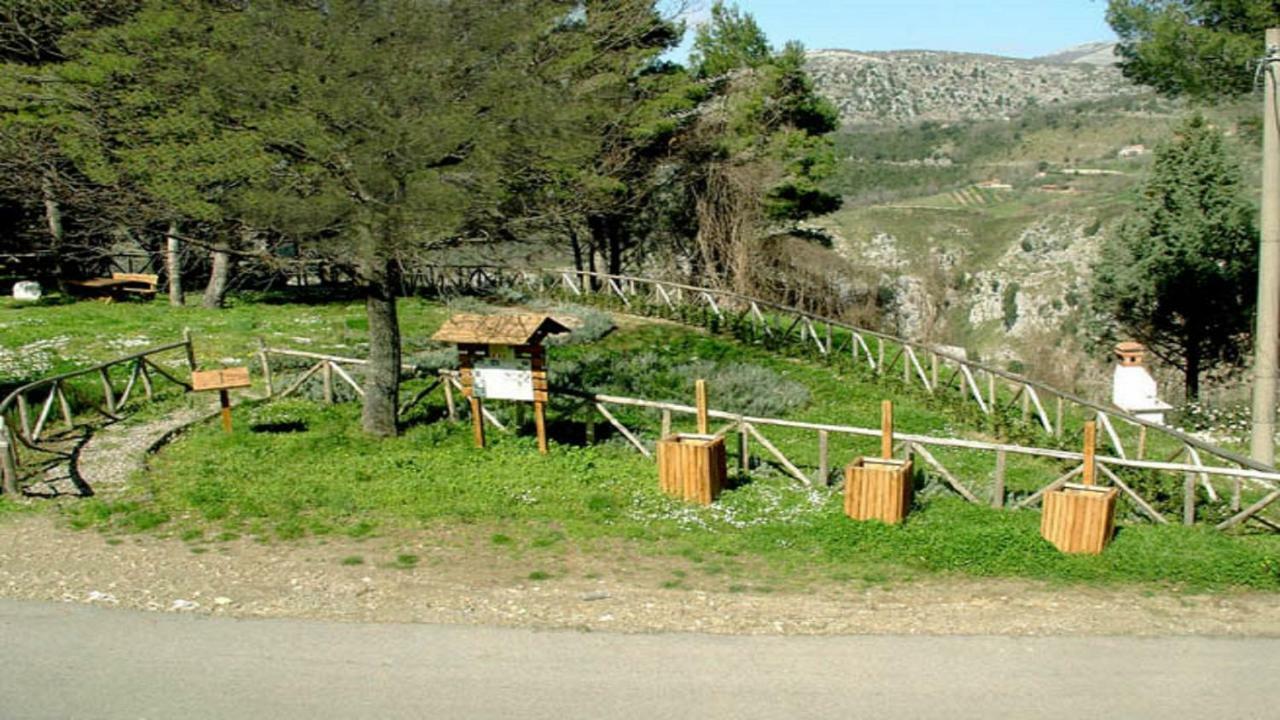 B&B Il Melograno Tortorella Εξωτερικό φωτογραφία