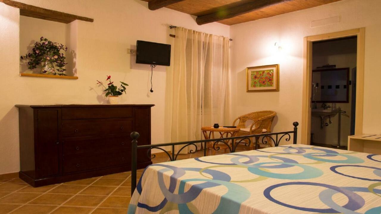 B&B Il Melograno Tortorella Εξωτερικό φωτογραφία