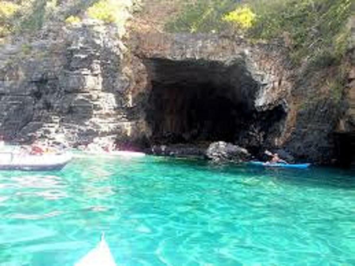 B&B Il Melograno Tortorella Εξωτερικό φωτογραφία