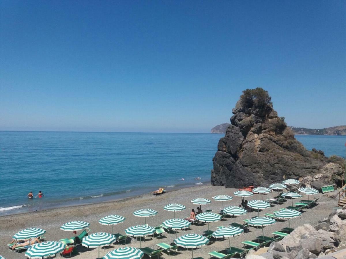 B&B Il Melograno Tortorella Εξωτερικό φωτογραφία