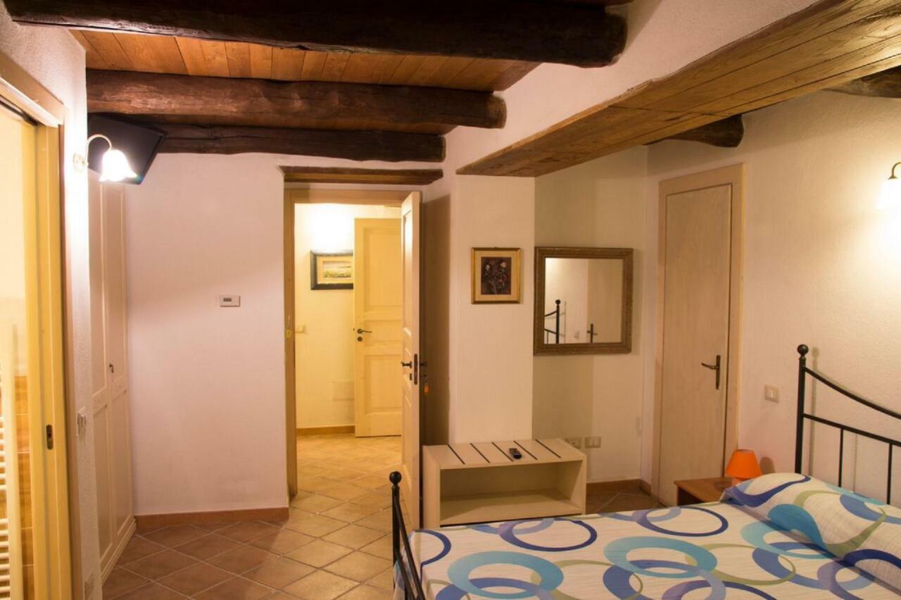 B&B Il Melograno Tortorella Εξωτερικό φωτογραφία